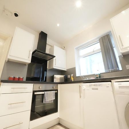 Grand Airport Ensuites Harmondsworth Dış mekan fotoğraf