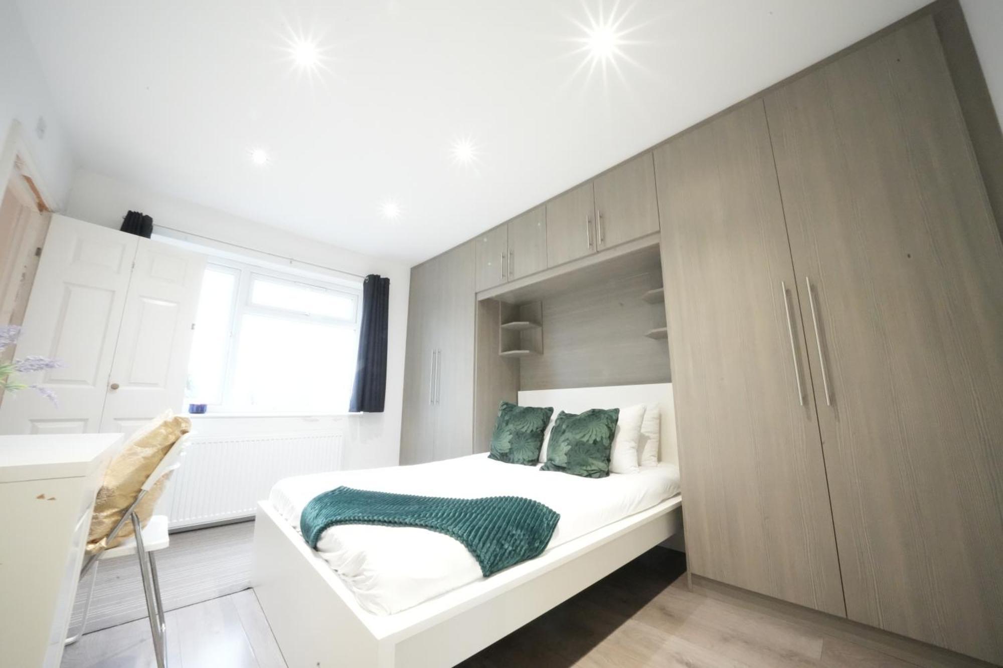Grand Airport Ensuites Harmondsworth Dış mekan fotoğraf
